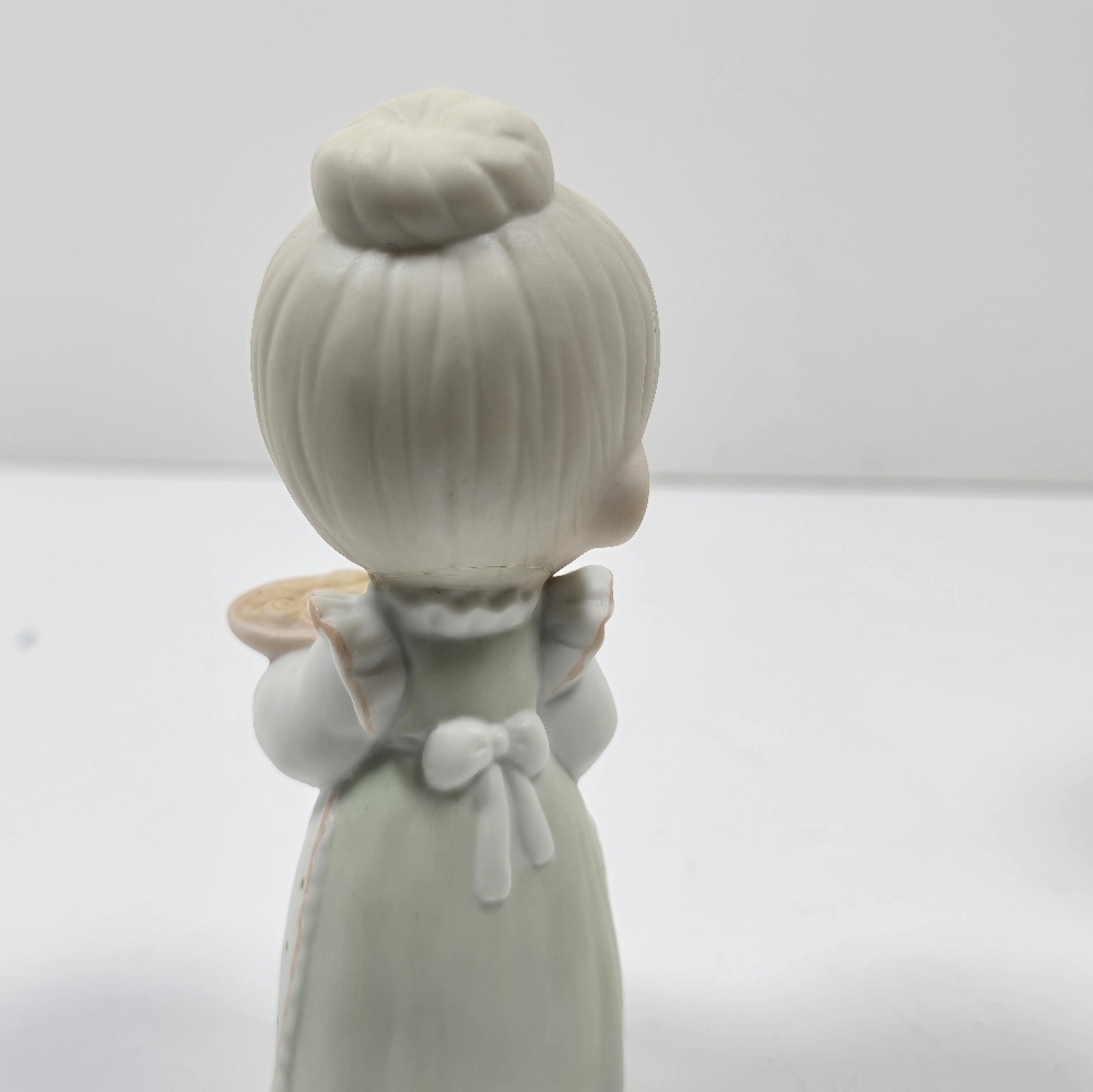 Precious moments figurine may you have the sweetest Christmas 1985 15776 - Picture 5 of 9